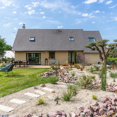 Maison Du Bonheur Avec Riviere & Spa, 4 & 2 Sdb Vila *