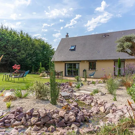 Maison Du Bonheur Avec Riviere & Spa, 4 & 2 Sdb Vila Tourville-en-Auge