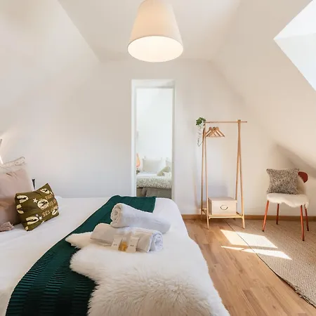 Maison Du Bonheur Avec Riviere & Spa, 4 & 2 Sdb * Tourville-en-Auge