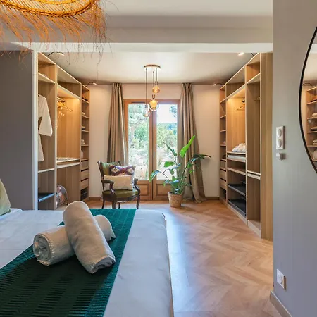 Maison Du Bonheur Avec Rivière&spa, 4 Chambres&2 Sdb