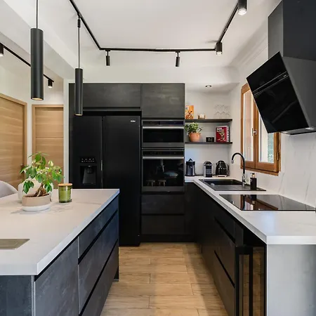 Βίλα Maison Du Bonheur Avec Riviere & Spa, 4 & 2 Sdb