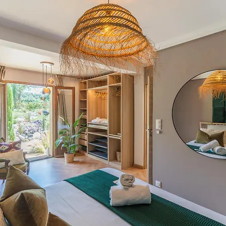 Maison Du Bonheur Avec Riviere & Spa, 4 & 2 Sdb * Tourville-en-Auge