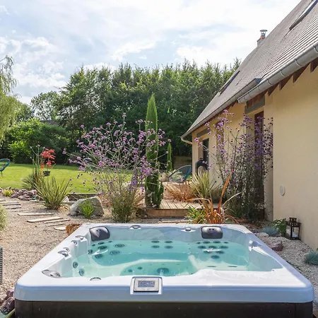 Maison Du Bonheur Avec Riviere & Spa, 4 & 2 Sdb * Tourville-en-Auge