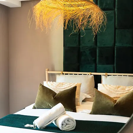 Vila Maison Du Bonheur Avec Riviere & Spa, 4 & 2 Sdb