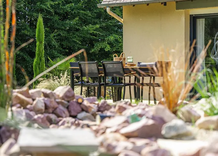 Maison Du Bonheur Avec Riviere & Spa, 4 & 2 Sdb וילה