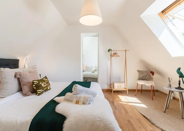 Maison Du Bonheur Avec Riviere & Spa, 4 & 2 Sdb * Tourville-en-Auge