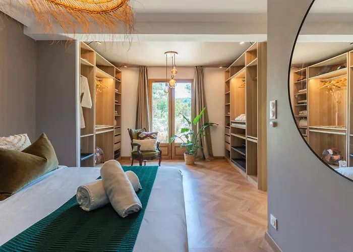 Maison Du Bonheur Avec Riviere & Spa, 4 & 2 Sdb