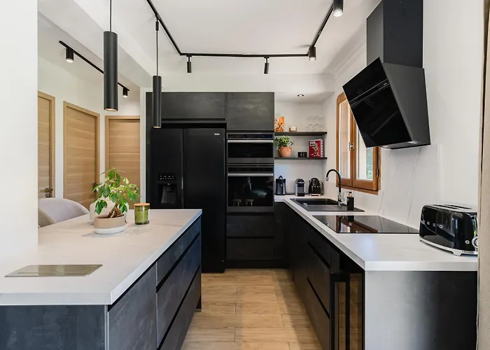 וילה Maison Du Bonheur Avec Riviere & Spa, 4 & 2 Sdb