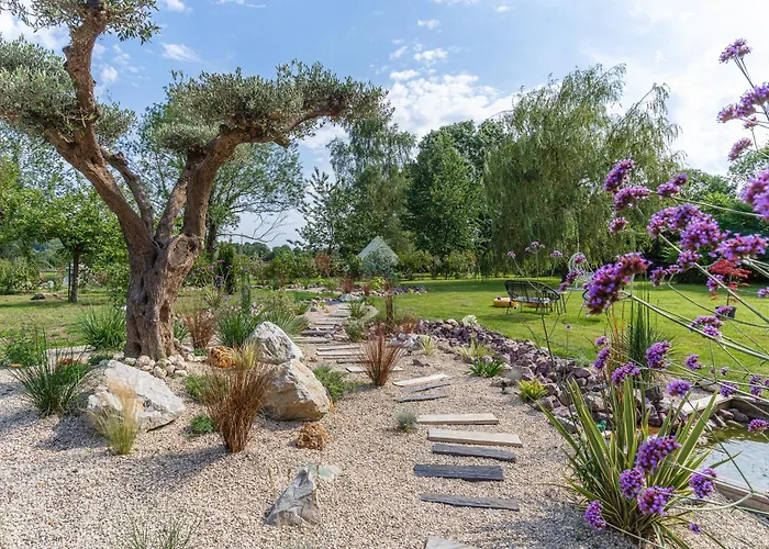 Maison Du Bonheur Avec Riviere & Spa, 4 & 2 Sdb וילה *