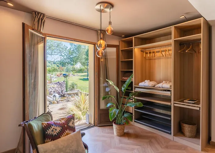 Maison Du Bonheur Avec Riviere & Spa, 4 & 2 Sdb