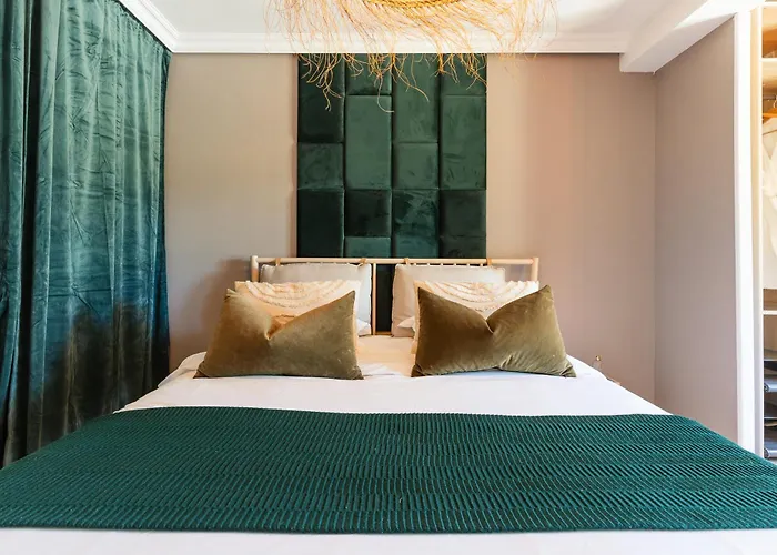 Maison Du Bonheur Avec Riviere & Spa, 4 & 2 Sdb